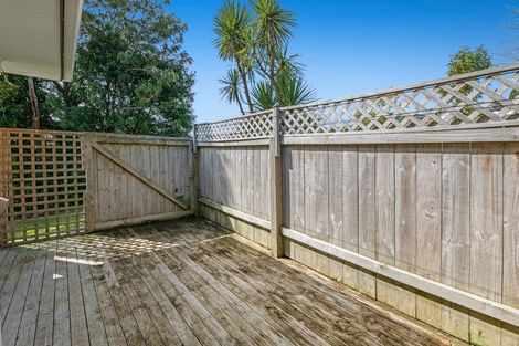 Photo of property in 1/13 Ayton Drive, Totara Vale, Auckland, 0629