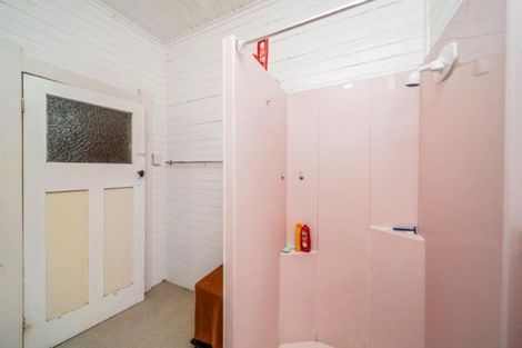 Photo of property in 21 Disraeli Street, Hawera, 4610