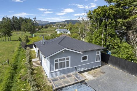 Photo of property in 36 Julyan Street, Shannon, 4821