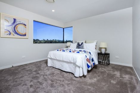 Photo of property in 24 Windlass Street, Long Bay, Auckland, 0630