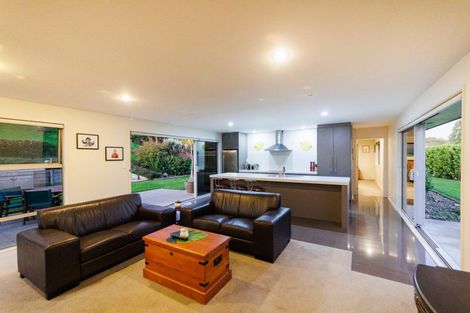 Photo of property in 100 Greer Court, Bunnythorpe, Palmerston North, 4481