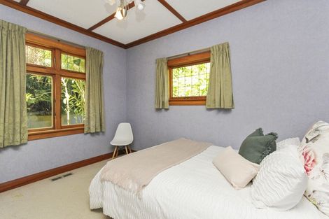 Photo of property in 3 Redcoat Lane, New Plymouth, 4310
