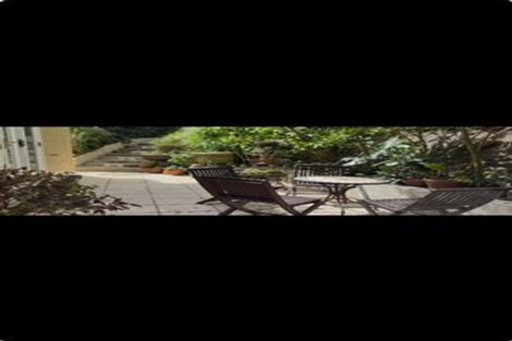 Photo of property in 19 Grove Road, Kelburn, Wellington, 6012