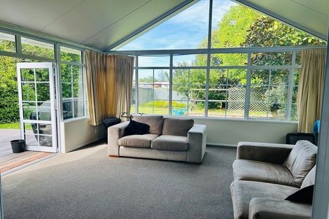 Photo of property in 60 Hounslow Street, Ilam, Christchurch, 8041