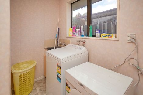 Photo of property in 1/3 Arran Crescent, Woolston, Christchurch, 8062