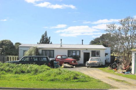Photo of property in 9 Kauri Street, Edgecumbe, 3120
