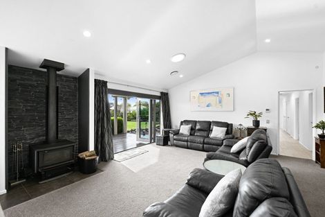 Photo of property in 15 Lissette Road, Newstead, Hamilton, 3286