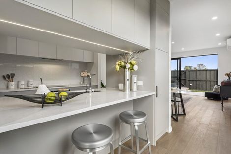 Photo of property in 18 Yellow Pear Lane, Karaka, 2578