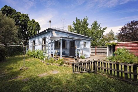 Photo of property in 15 High Street, Hawarden, 7385