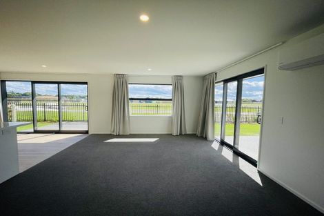 Photo of property in 10 Cabbage Close, Halswell, Christchurch, 8025