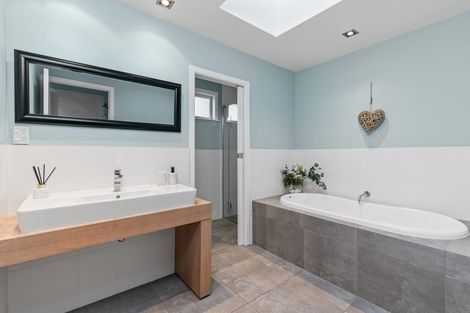 Photo of property in 45 Regent Street, Devonport, Auckland, 0624