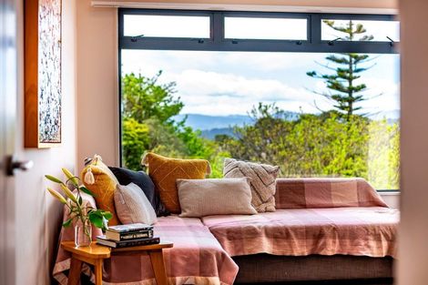 Photo of property in 15 Bank Road, Northland, Wellington, 6012