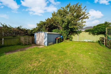 Photo of property in 12 Caledonia Street, Hawera, 4610