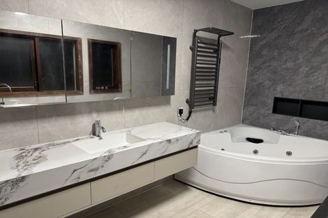 Photo of property in 70b Avonhead Road, Avonhead, Christchurch, 8042