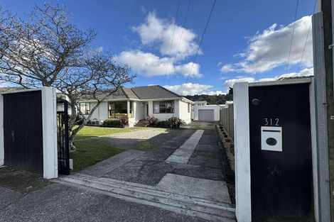 Photo of property in 312 Stokes Valley Road, Stokes Valley, Lower Hutt, 5019