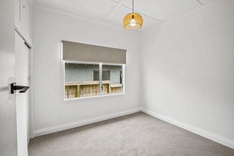 Photo of property in 83 Clemow Road, Fitzroy, New Plymouth, 4312