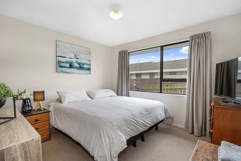 Photo of property in 2/62 Highsted Road, Bishopdale, Christchurch, 8053