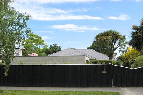 Photo of property in 247 Memorial Avenue, Burnside, Christchurch, 8053
