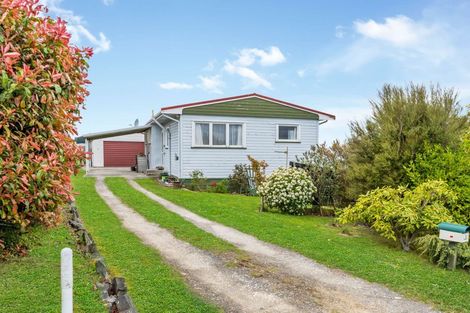 Photo of property in 16 Mcneil Street, Balclutha, 9230