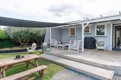 Photo of property in 37 Yvonne Street, Melville, Hamilton, 3206