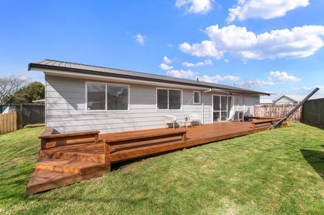 Photo of property in 6 Augustus Earle Place, Pukehangi, Rotorua, 3015