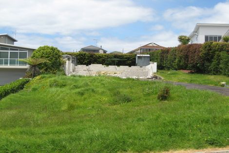 Photo of property in 51 Tindalls Bay Road, Tindalls Beach, Whangaparaoa, 0930