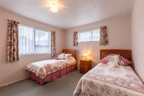 Photo of property in 8b Allardice Street, Dannevirke, 4930