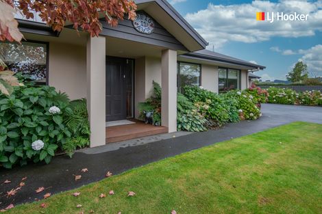 Photo of property in 11 Reid Avenue, Mosgiel, 9024