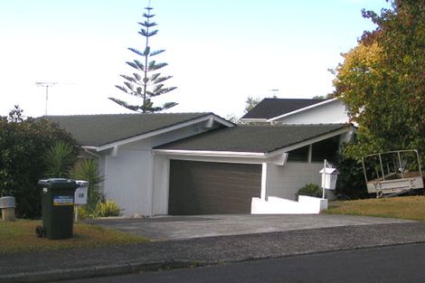 Photo of property in 23 Meadowvale Avenue, Forrest Hill, Auckland, 0620