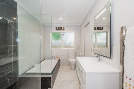 Photo of property in 294b Te Moana Road, Waikanae, 5036