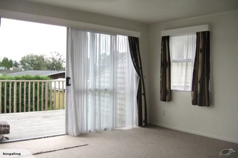 Photo of property in 91 Farquhar Road, Glendene, Auckland, 0602