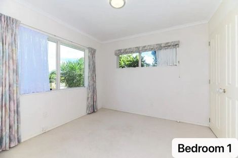 Photo of property in 1 Quartley Place, Huntington Park, Auckland, 2013