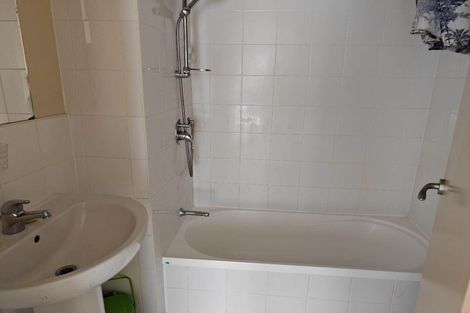 Photo of property in The Rennaissance, 5j/18 Ronwood Avenue, Manukau, Auckland, 2104