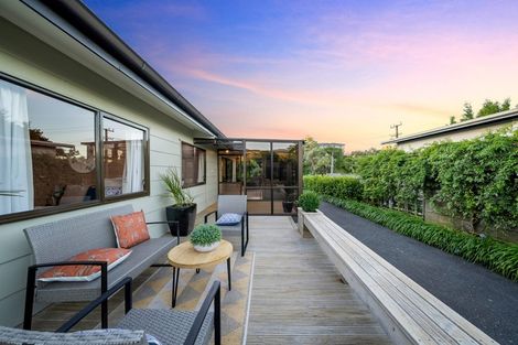 Photo of property in 31 Dale Road, Raumati South, Paraparaumu, 5032