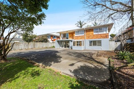 Photo of property in 77 Macleans Road, Bucklands Beach, Auckland, 2014