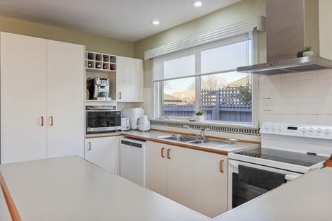 Photo of property in 61 Evesham Crescent, Spreydon, Christchurch, 8024