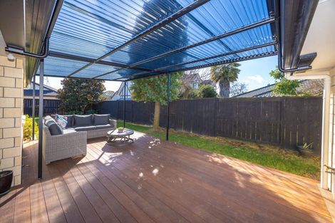Photo of property in 31 Nielsen Gardens, Rototuna, Hamilton, 3210
