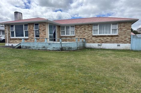 Photo of property in 11 Puriri Place, Tokoroa, 3420