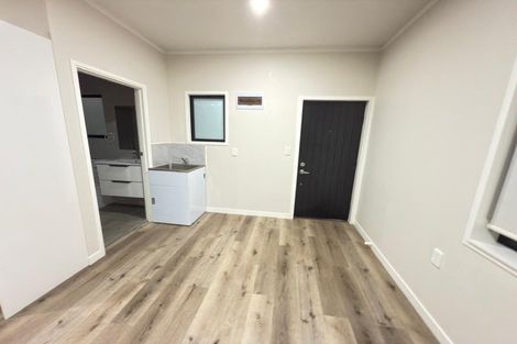 Photo of property in 4 Syntax Place, Conifer Grove, Takanini, 2112