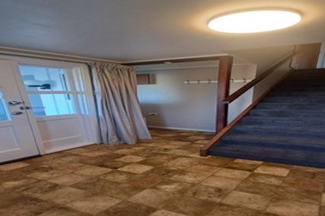 Photo of property in 5 Mulberry Street, Maungaraki, Lower Hutt, 5010
