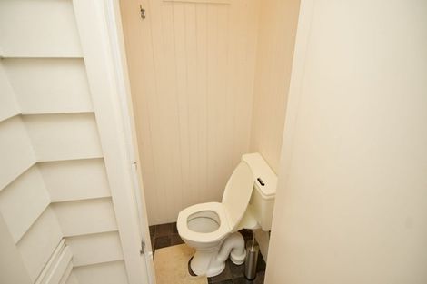 Photo of property in 16 Rata Street, Roslyn, Palmerston North, 4414