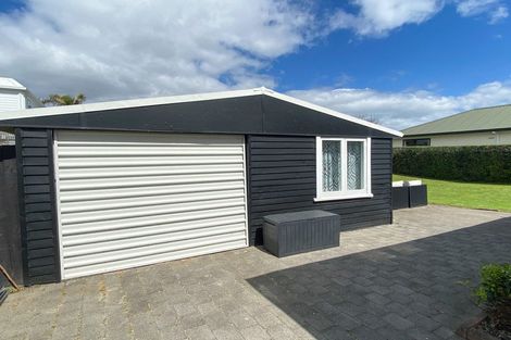 Photo of property in 18 Gordon Road, Mount Maunganui, 3116