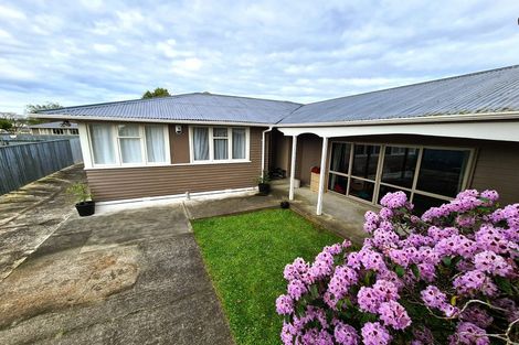 Photo of property in 31 Crewe Crescent, Hokowhitu, Palmerston North, 4410
