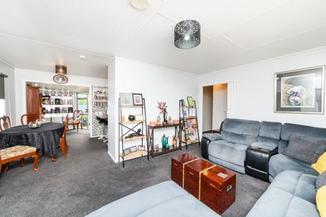 Photo of property in 44 Kaimanawa Street, Kelvin Grove, Palmerston North, 4414