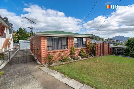 Photo of property in 26 Tomkins Street, Green Island, Dunedin, 9018