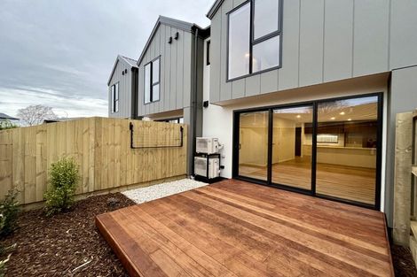 Photo of property in 2/11 Trist Place, Edgeware, Christchurch, 8013