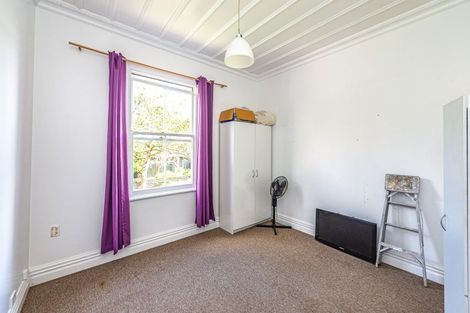 Photo of property in 26 Hussey Street, Waverley, 4510