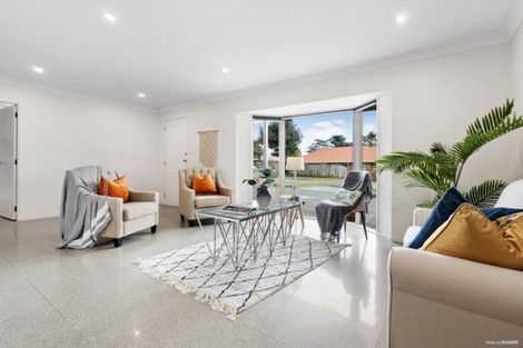 Photo of property in 2 Tullis Place, Burswood, Auckland, 2013
