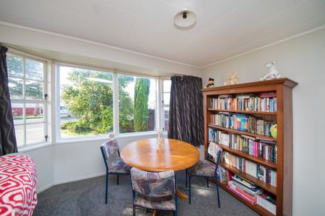 Photo of property in 52 Acacia Street, Kelvin Grove, Palmerston North, 4414