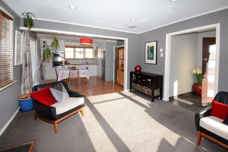 Photo of property in 10 Charters Street, Glenross, Dunedin, 9011